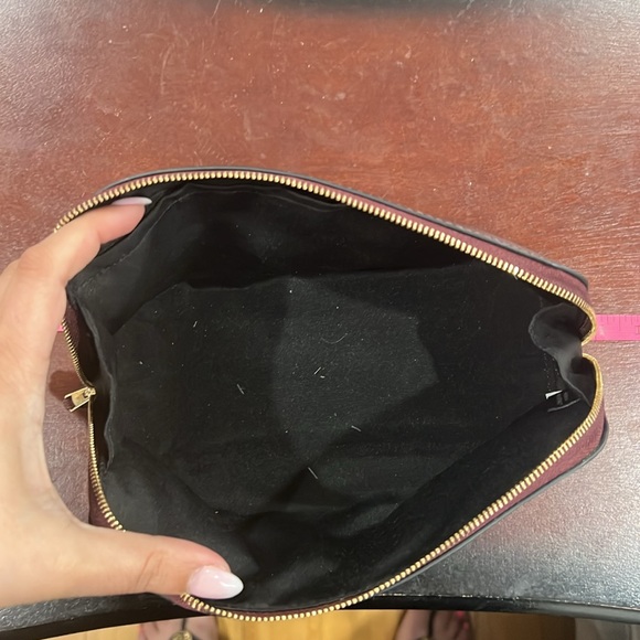 Metallic Leather Coach Cosmetics case NWOT - Picture 6 of 7